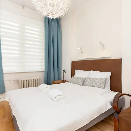 Klimatyczny I Jasny 3city W Gdyni Z Dwiema Sypialniami By Renters アパート グディニャ