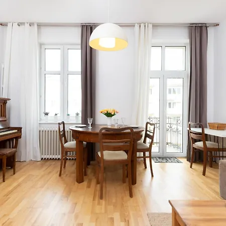 Klimatyczny I Jasny 3city W Gdyni Z Dwiema Sypialniami By Renters アパート グディニャ